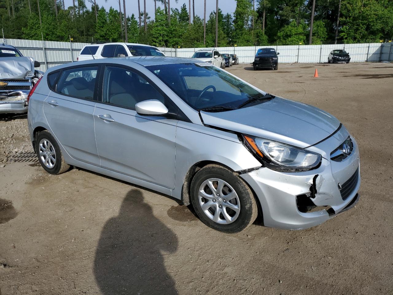 2013 Hyundai Accent Gls vin: KMHCT5AE8DU127147