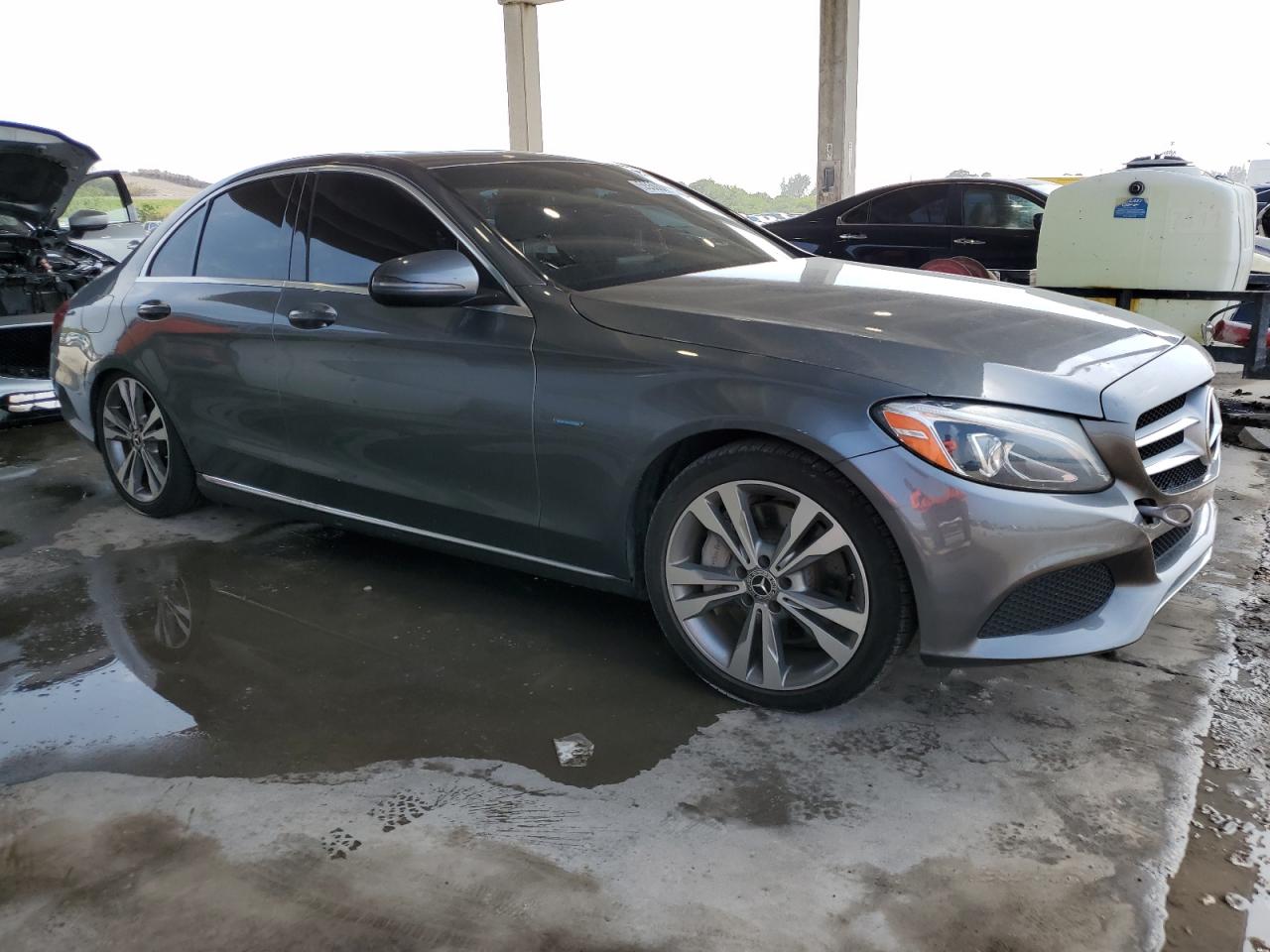 2018 Mercedes-Benz C 350E vin: 55SWF4HB3JU243499