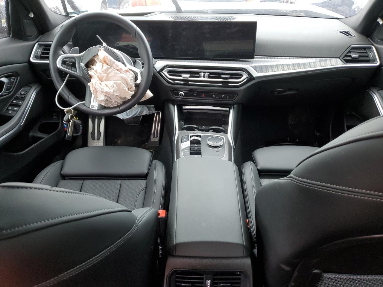 3MW89FF0XP8D37338 2023 BMW 330Xi