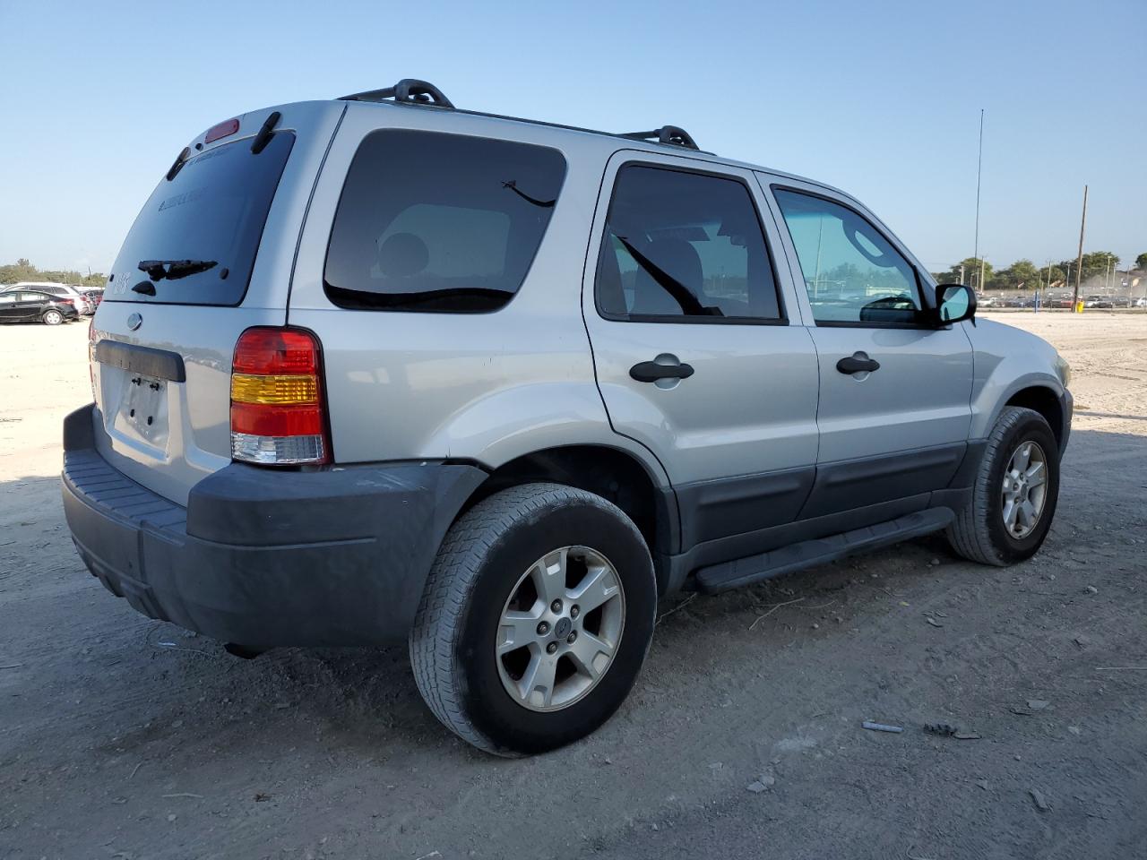 1FMCU93135DA03481 2005 Ford Escape Xlt