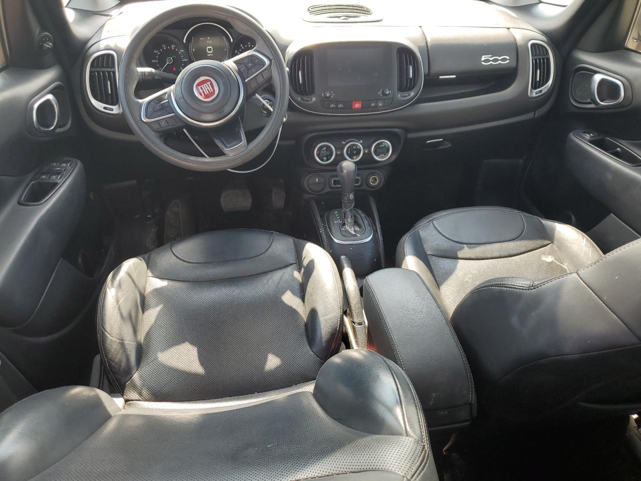 ZFBCFADH8JZ040571 2018 Fiat 500L Trekking