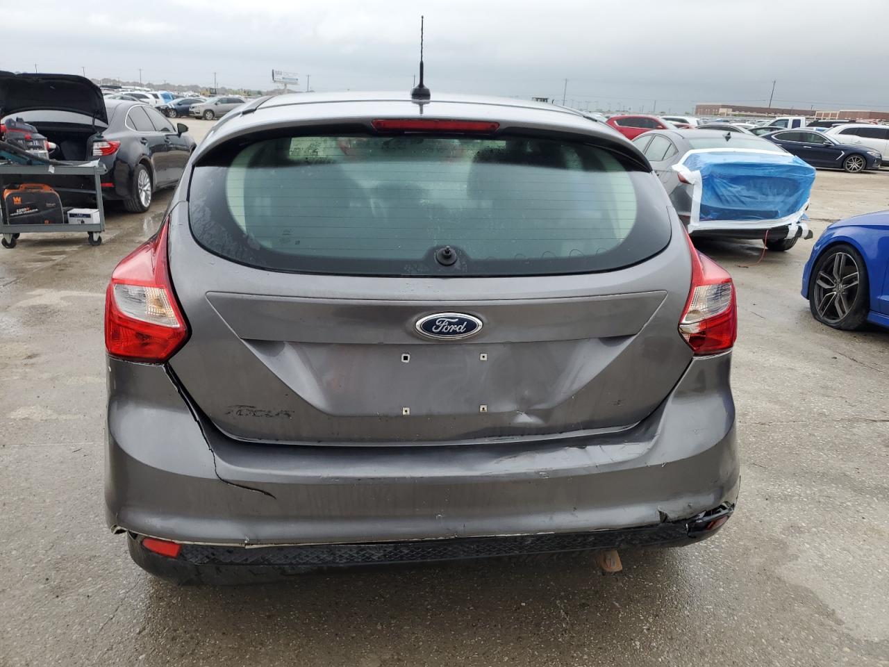 2014 Ford Focus Se vin: 1FADP3K29EL163304