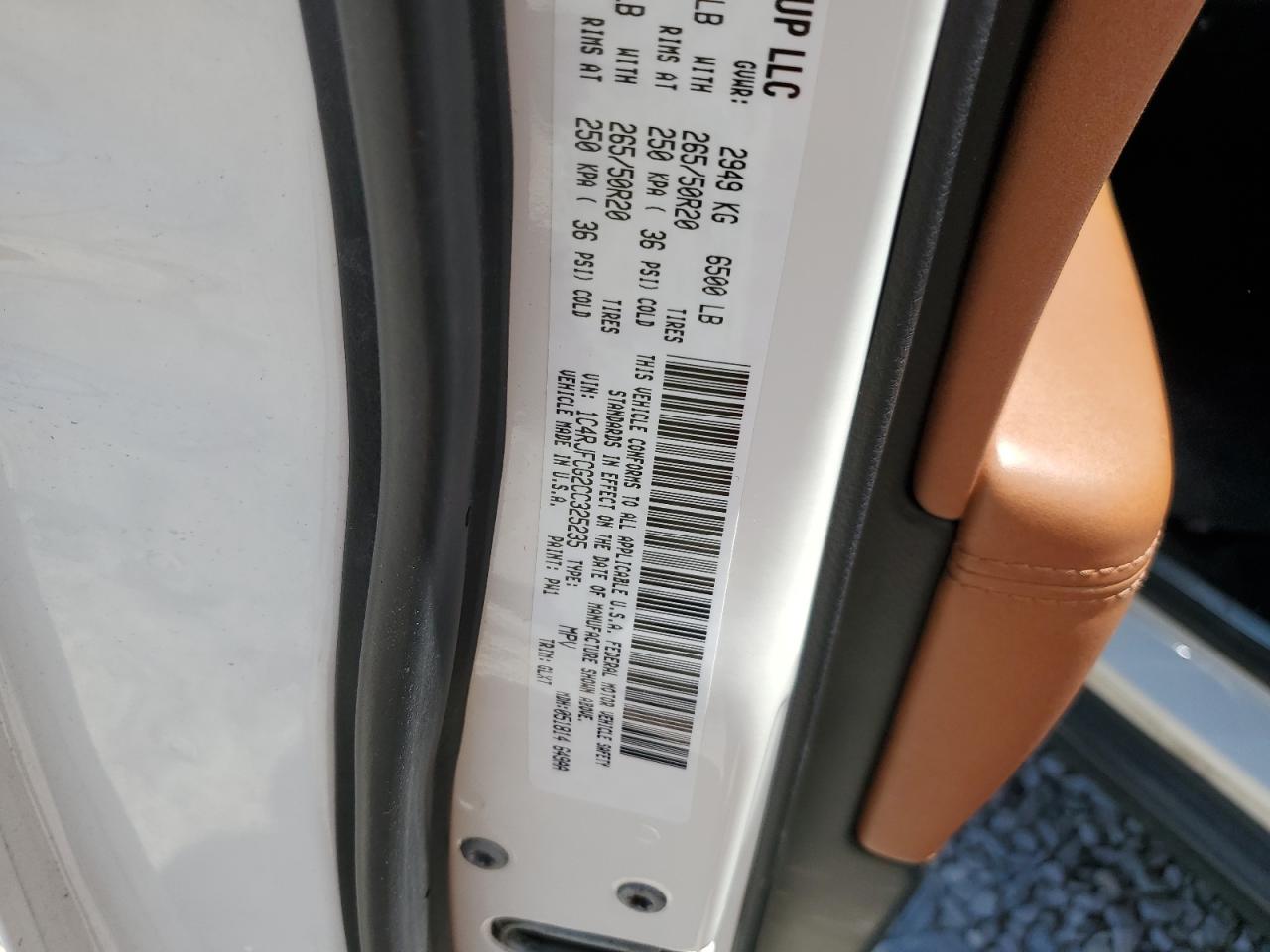 1C4RJFCG2CC325235 2012 Jeep Grand Cherokee Overland