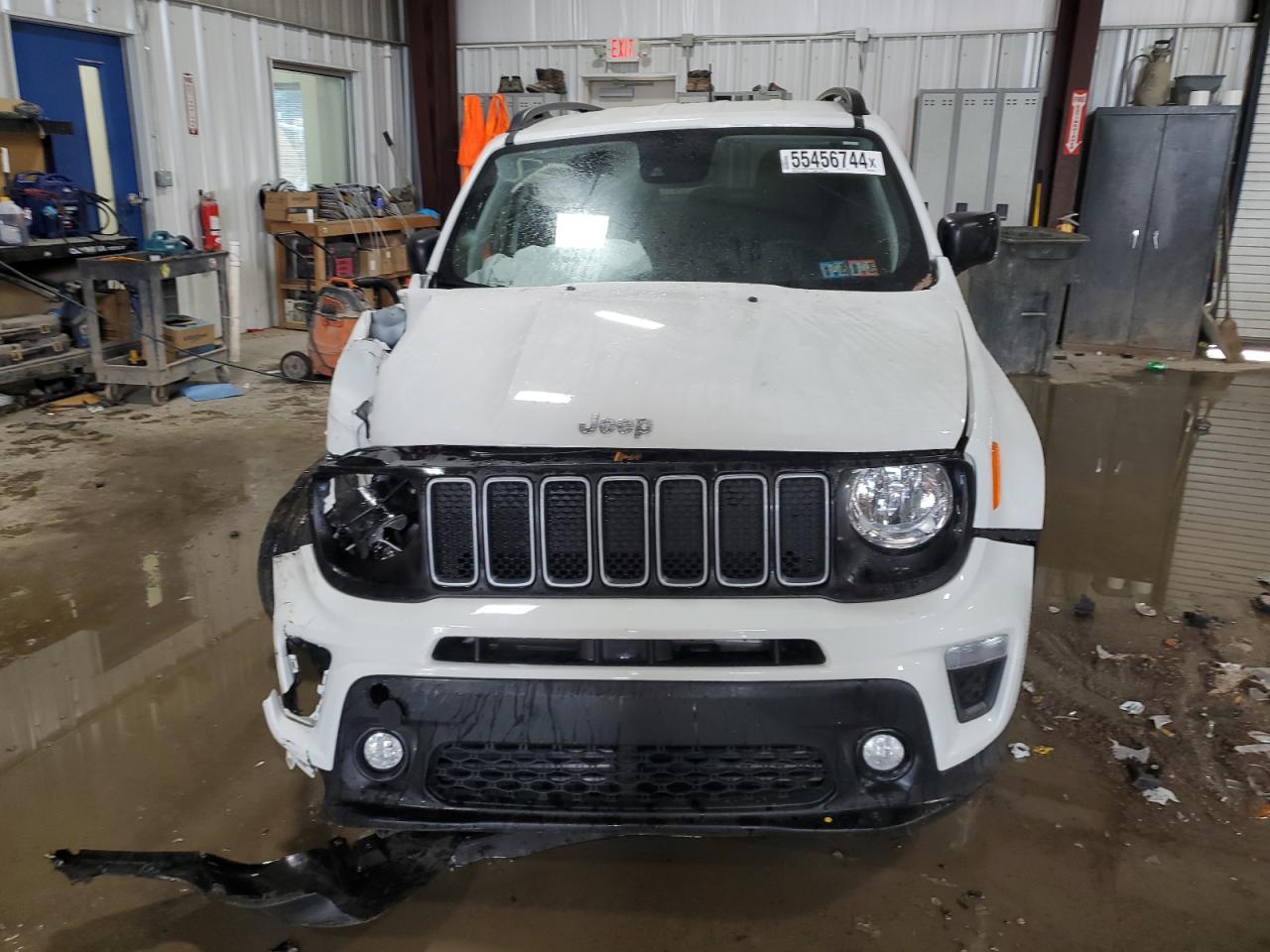 ZACNJDB14NPN45195 2022 Jeep Renegade Latitude