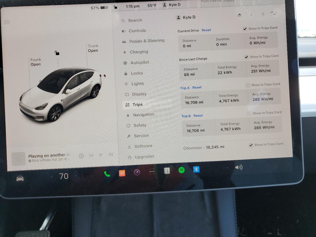 7SAYGAEE2PF827005 2023 Tesla Model Y