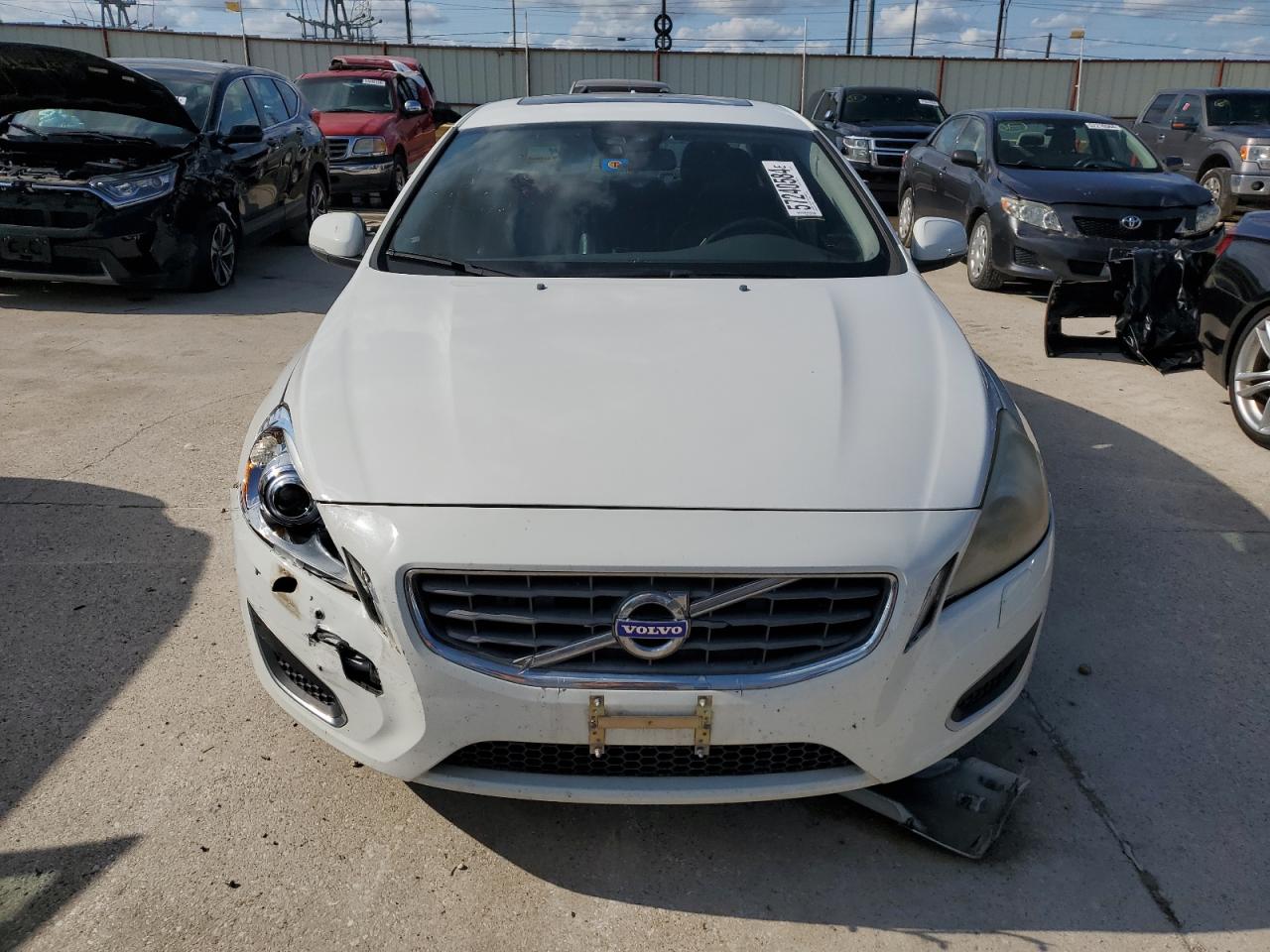 2012 Volvo S60 T5 vin: YV1622FS9C2078613