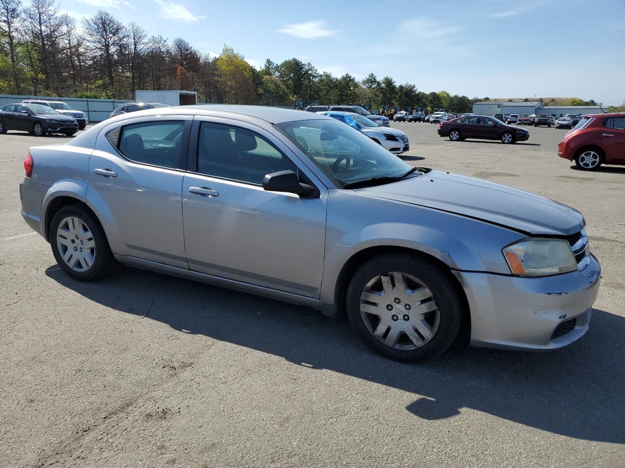 1C3CDZAB9DN572929 2013 Dodge Avenger Se