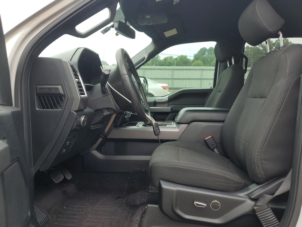 1FTEW1EP5GKE29374 2016 Ford F150 Supercrew