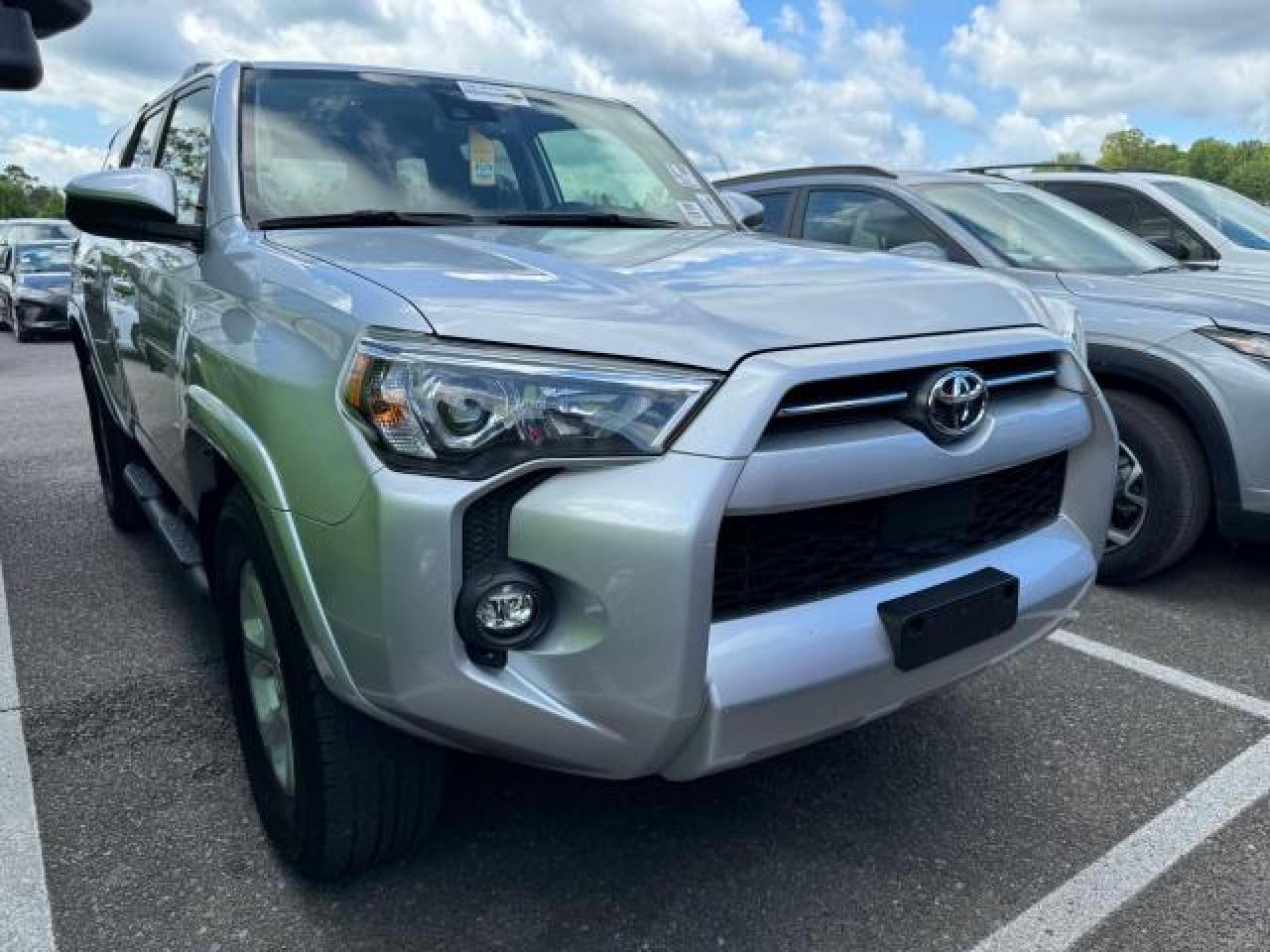 JTEEU5JR4N5262808 2022 Toyota 4Runner Sr5