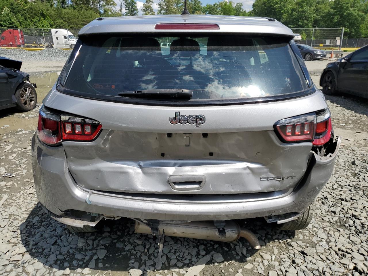 3C4NJCAB0HT658517 2017 Jeep Compass Sport