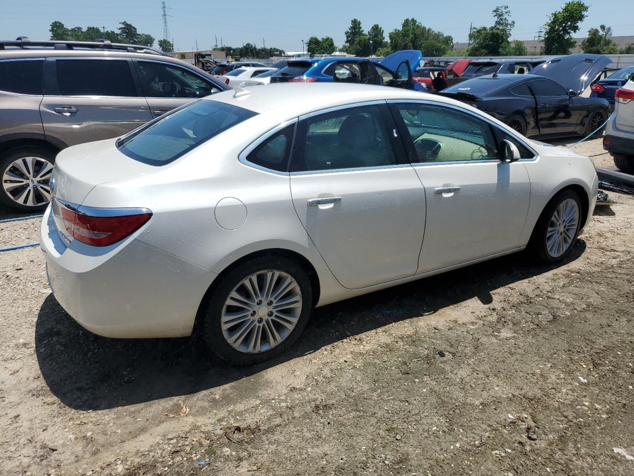 1G4PP5SK7E4193300 2014 Buick Verano