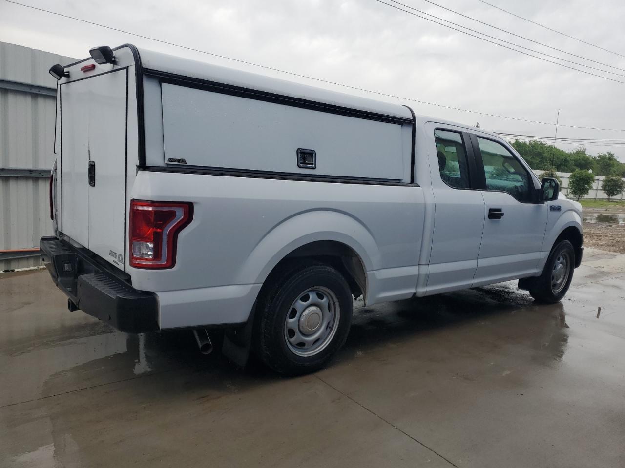 1FTEX1C8XHKE24035 2017 Ford F150 Super Cab