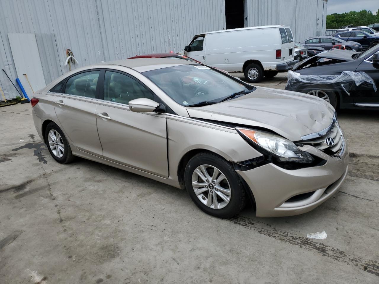 5NPEB4AC8BH169639 2011 Hyundai Sonata Gls