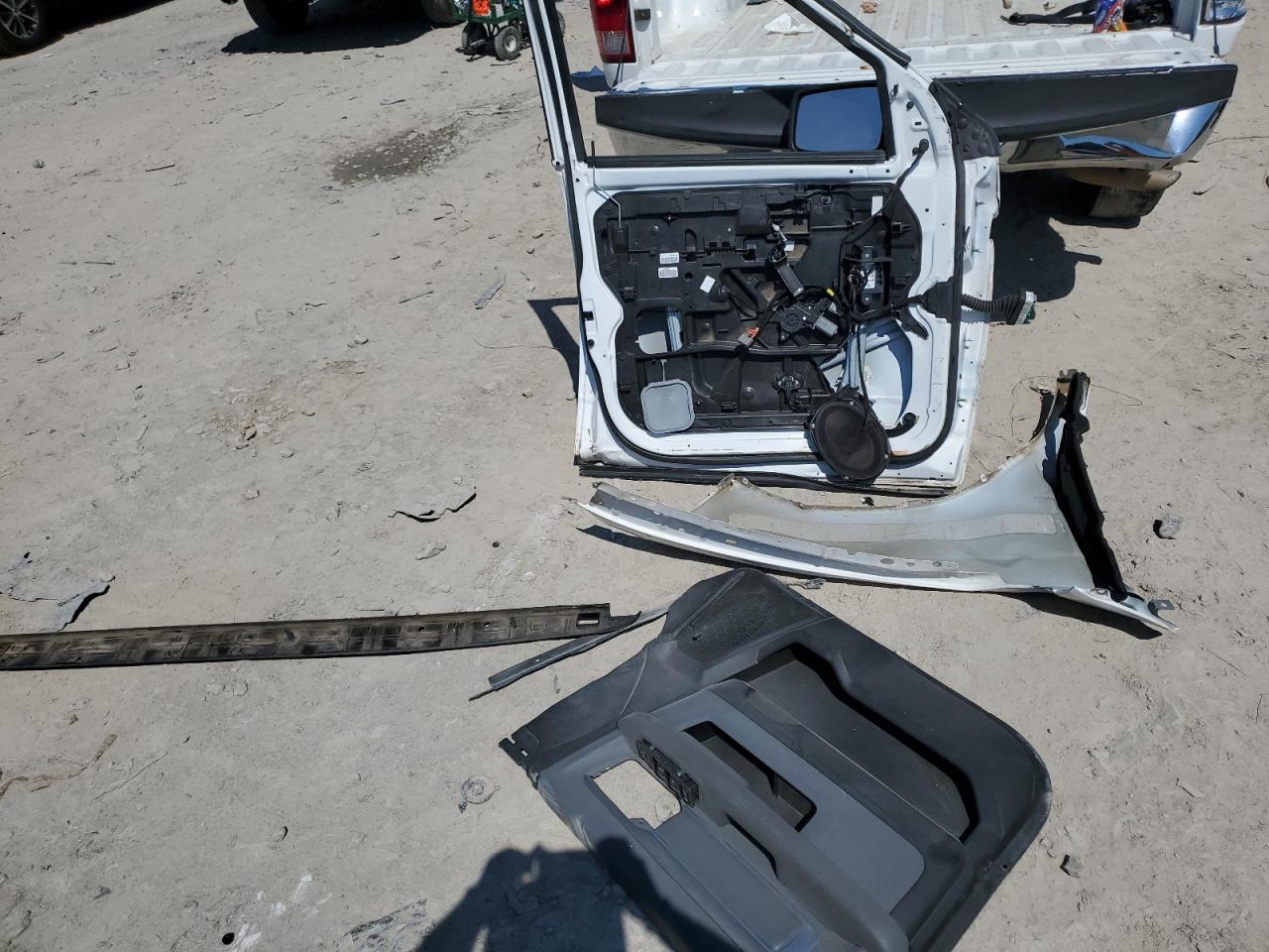 1C6RR7TT9LS129401 2020 Ram 1500 Classic Slt