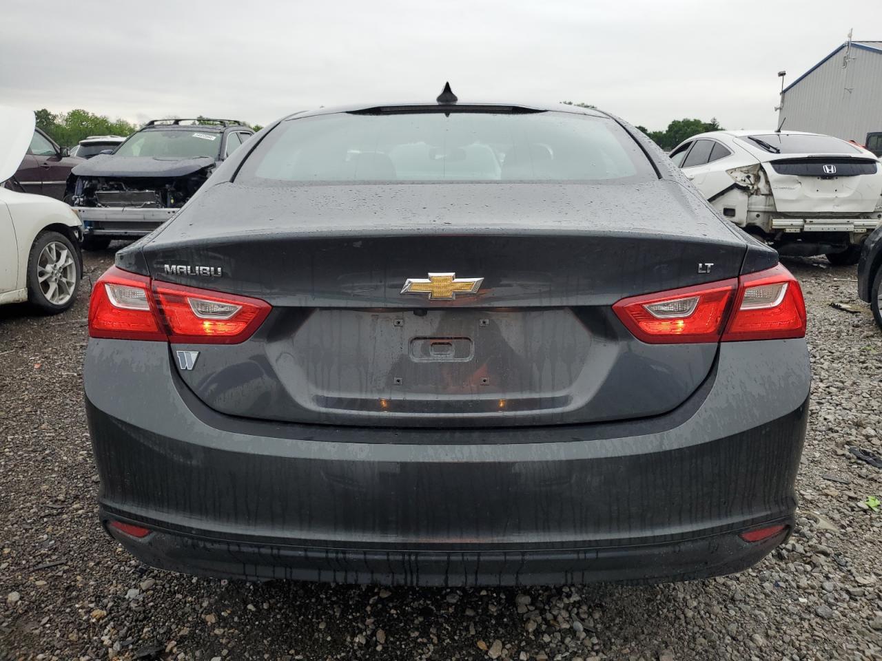 1G1ZE5STXHF156240 2017 Chevrolet Malibu Lt