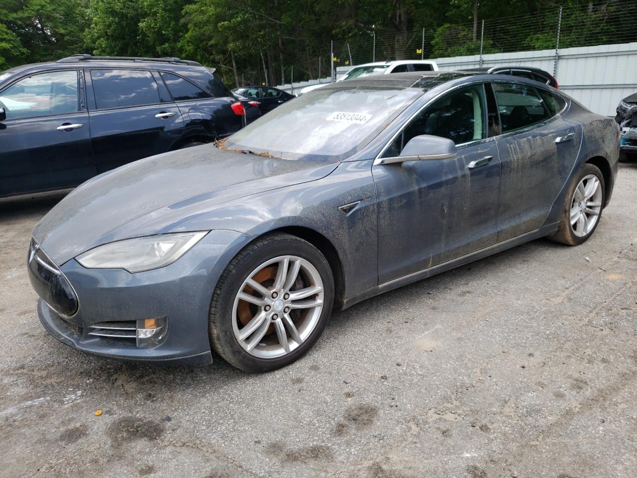 2013 Tesla Model S vin: 5YJSA1DN0DFP18897