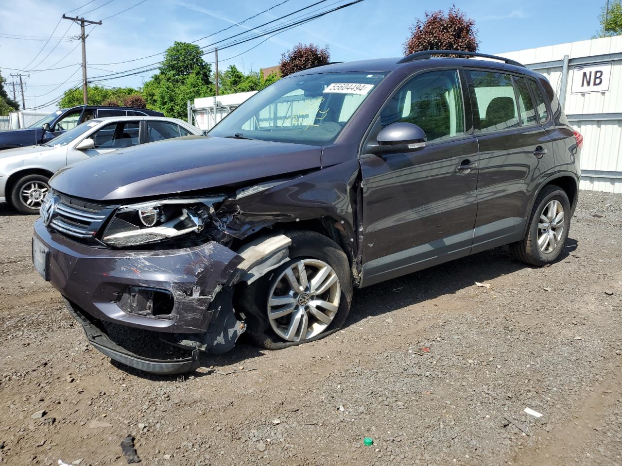 2016 Volkswagen Tiguan S vin: WVGBV7AXXGW564854