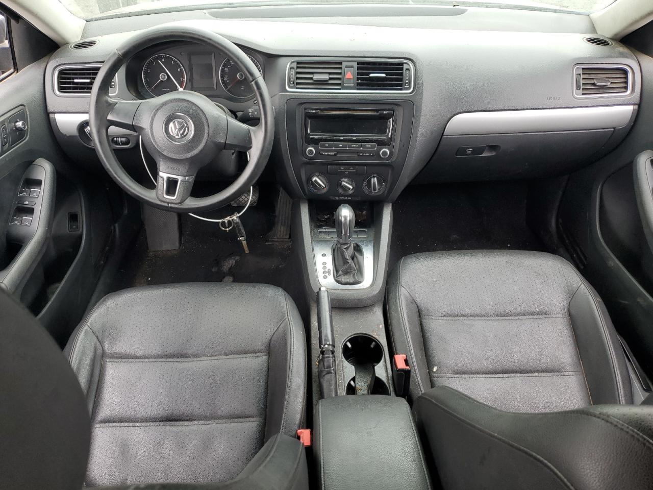 2013 Volkswagen Jetta Se vin: 3VWDX7AJ4DM214017