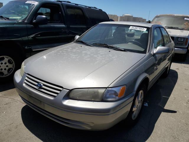 1999 Toyota Camry Le VIN: JT2BF22K3X0218132 Lot: 55307934