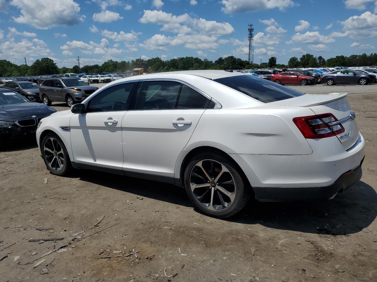 2015 Ford Taurus Sel vin: 1FAHP2E81FG208595