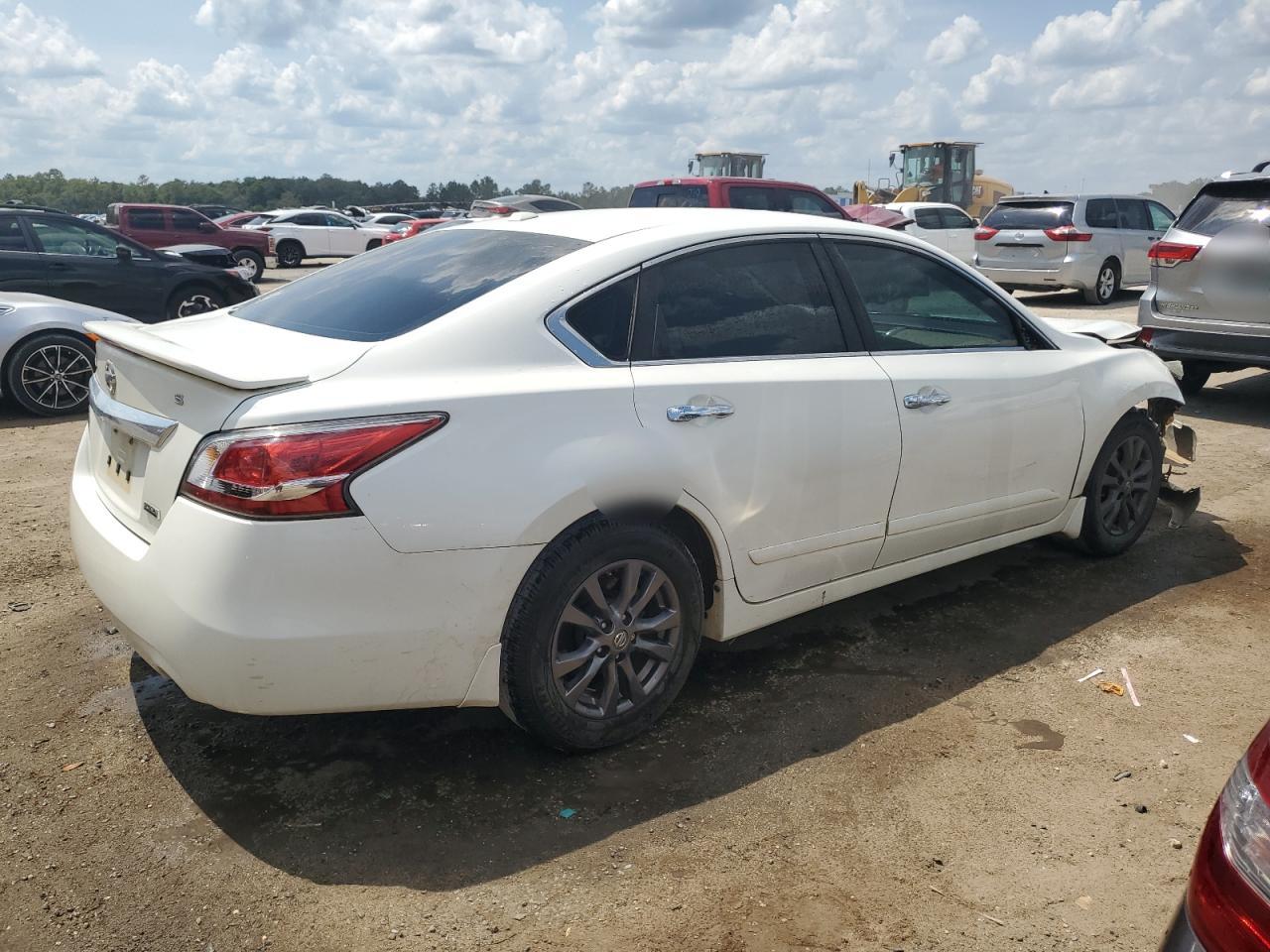 1N4AL3AP0FN922424 2015 Nissan Altima 2.5