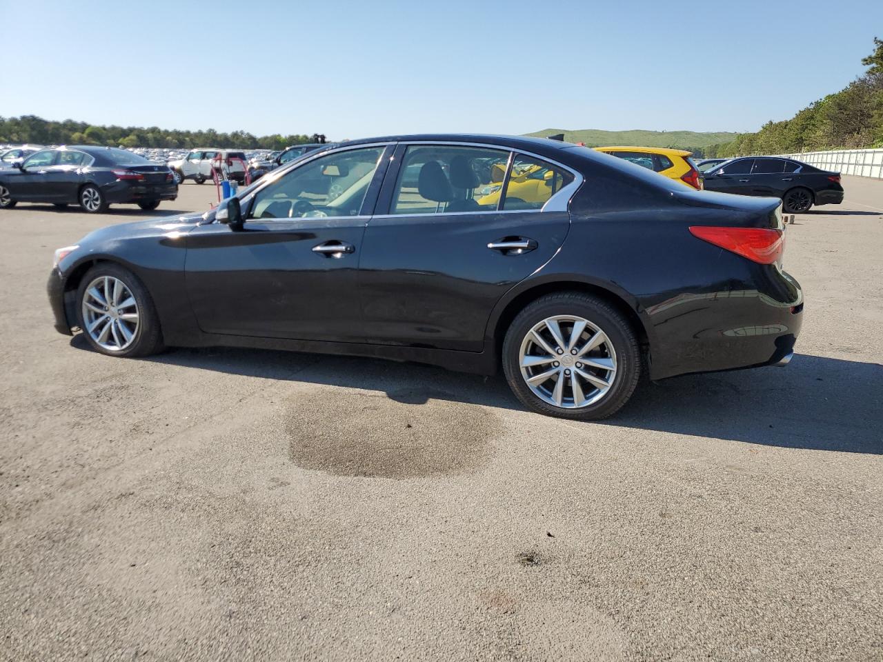 JN1EV7AR1GM345086 2016 Infiniti Q50 Premium