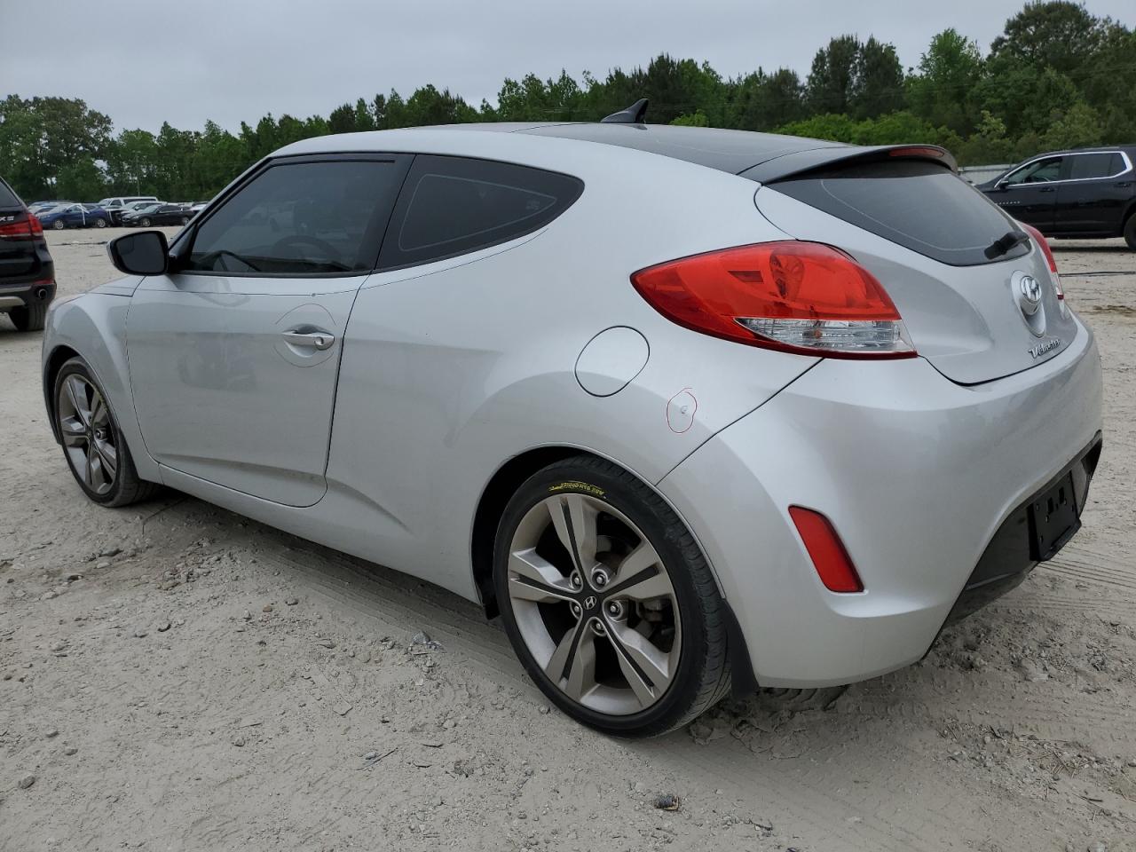 2016 Hyundai Veloster vin: KMHTC6AD0GU266478