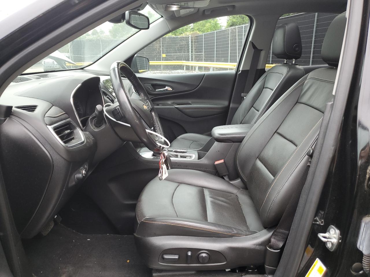 2GNAXNEV0K6121274 2019 Chevrolet Equinox Premier