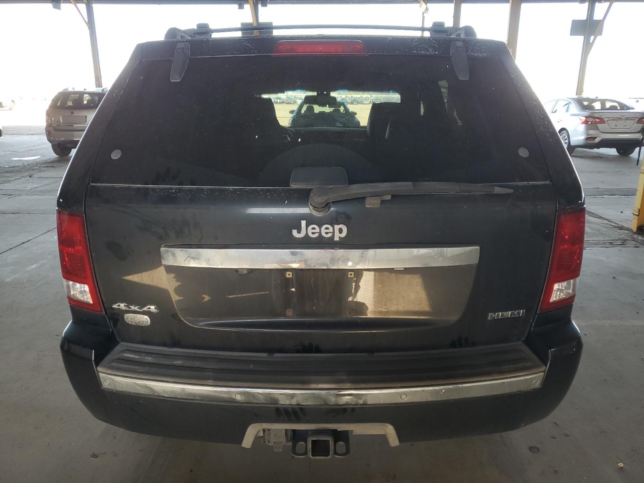 1J8HR68298C207765 2008 Jeep Grand Cherokee Overland