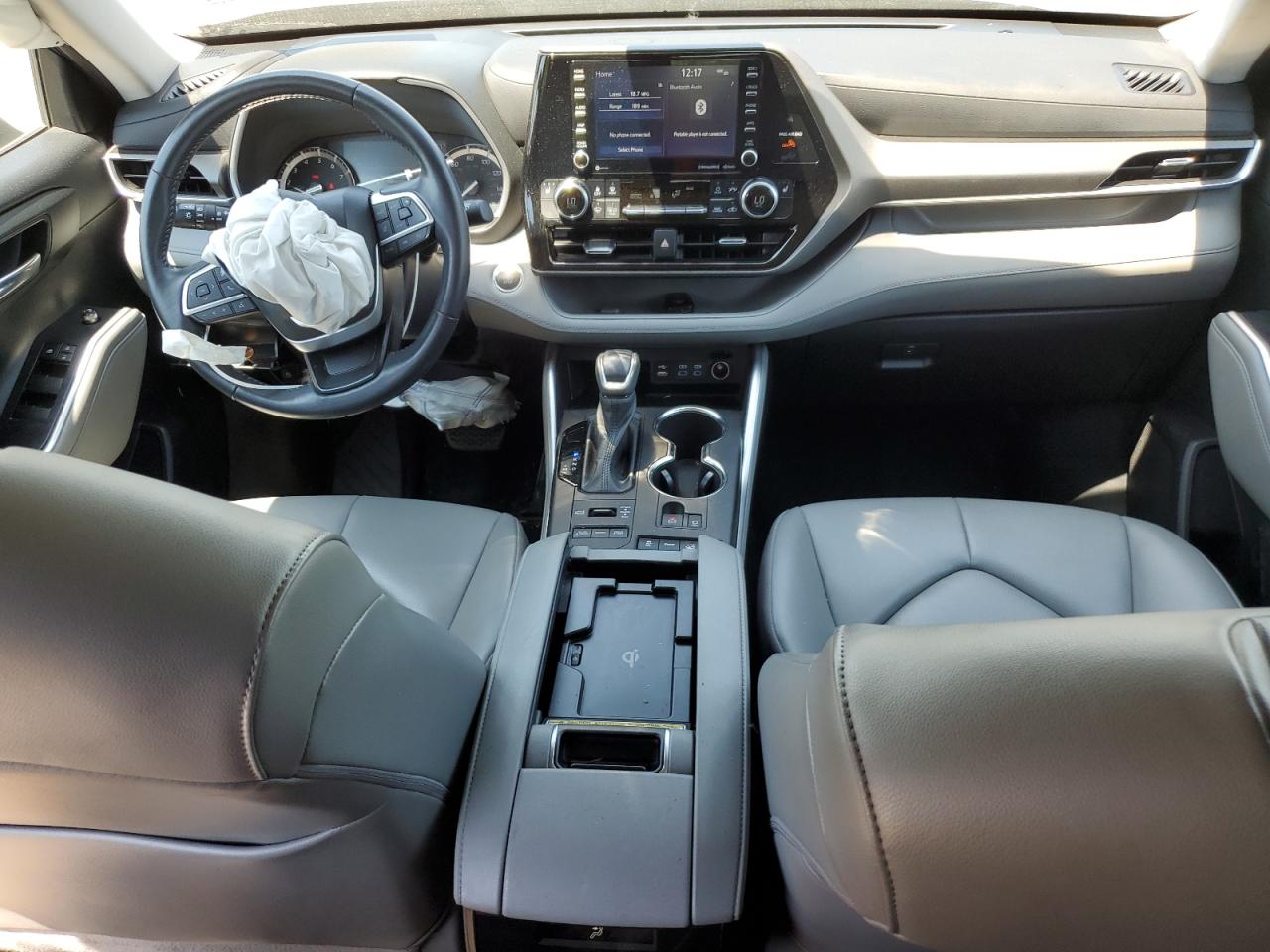 5TDGZRBH9NS178537 2022 Toyota Highlander Xle