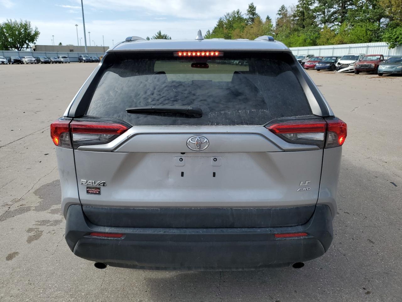 2T3F1RFV5MC162918 2021 Toyota Rav4 Le