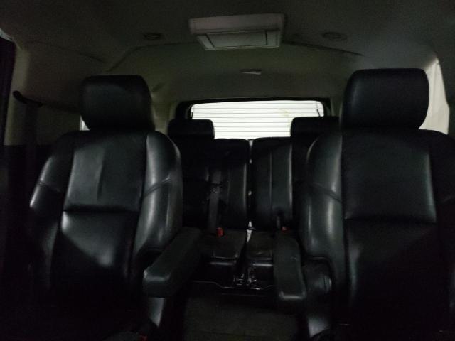 2011 GMC Yukon Xl Denali VIN: 1GKS2MEF8BR352995 Lot: 54007494