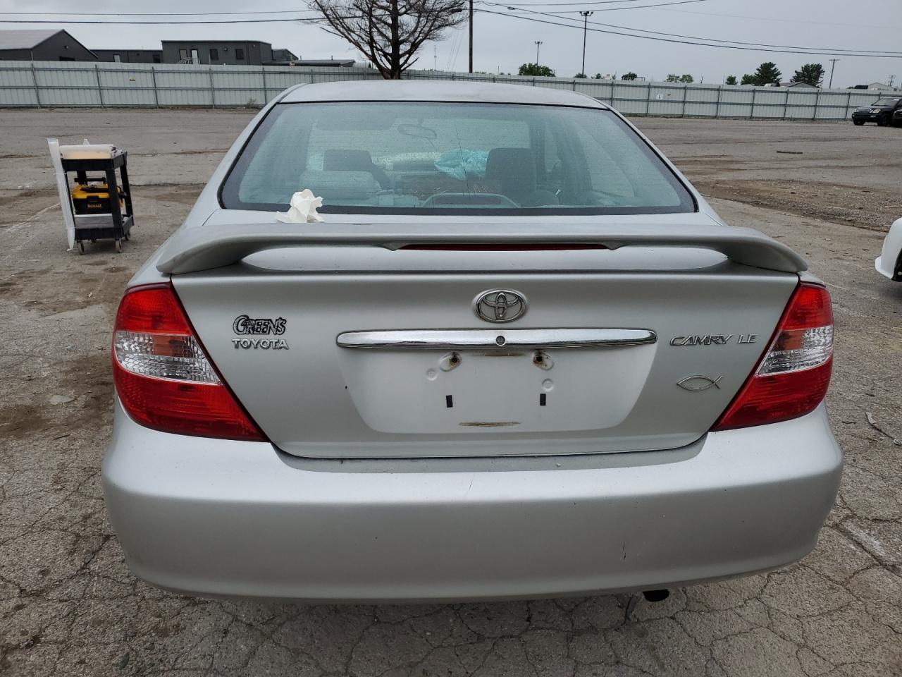 4T1BE32K22U067412 2002 Toyota Camry Le