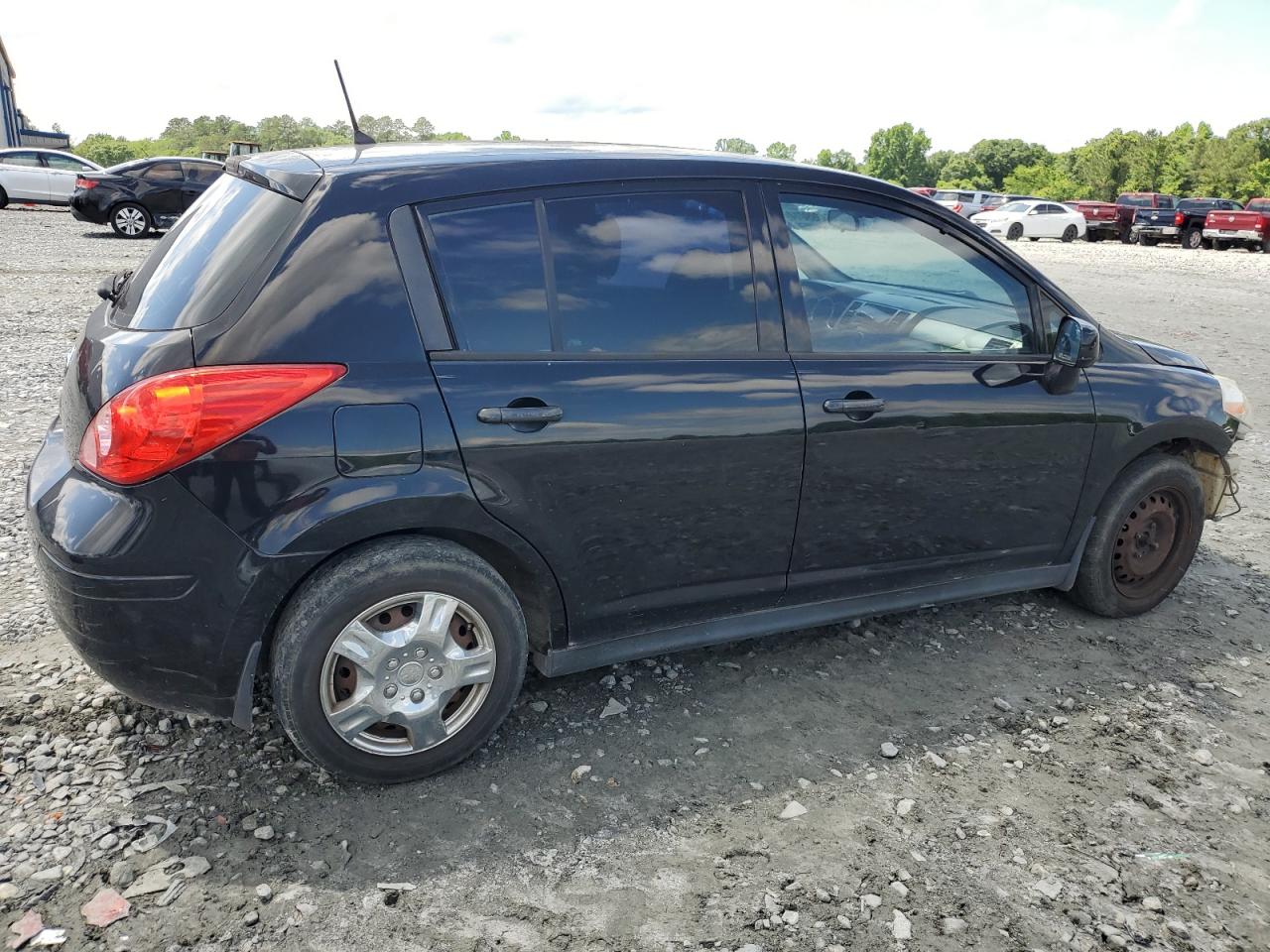 3N1BC1CP0BL510940 2011 Nissan Versa S