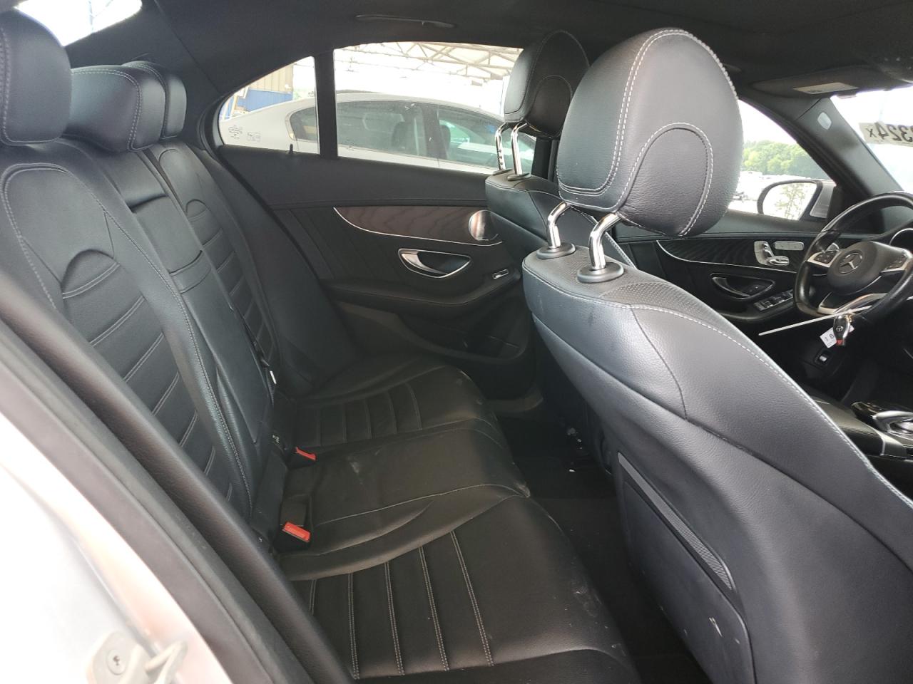 55SWF4KB8GU147787 2016 Mercedes-Benz C 300 4Matic