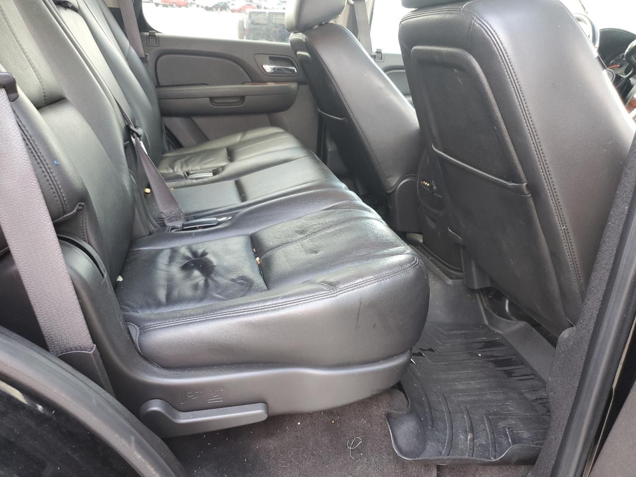 1GNSKBE01CR324444 2012 Chevrolet Tahoe K1500 Lt