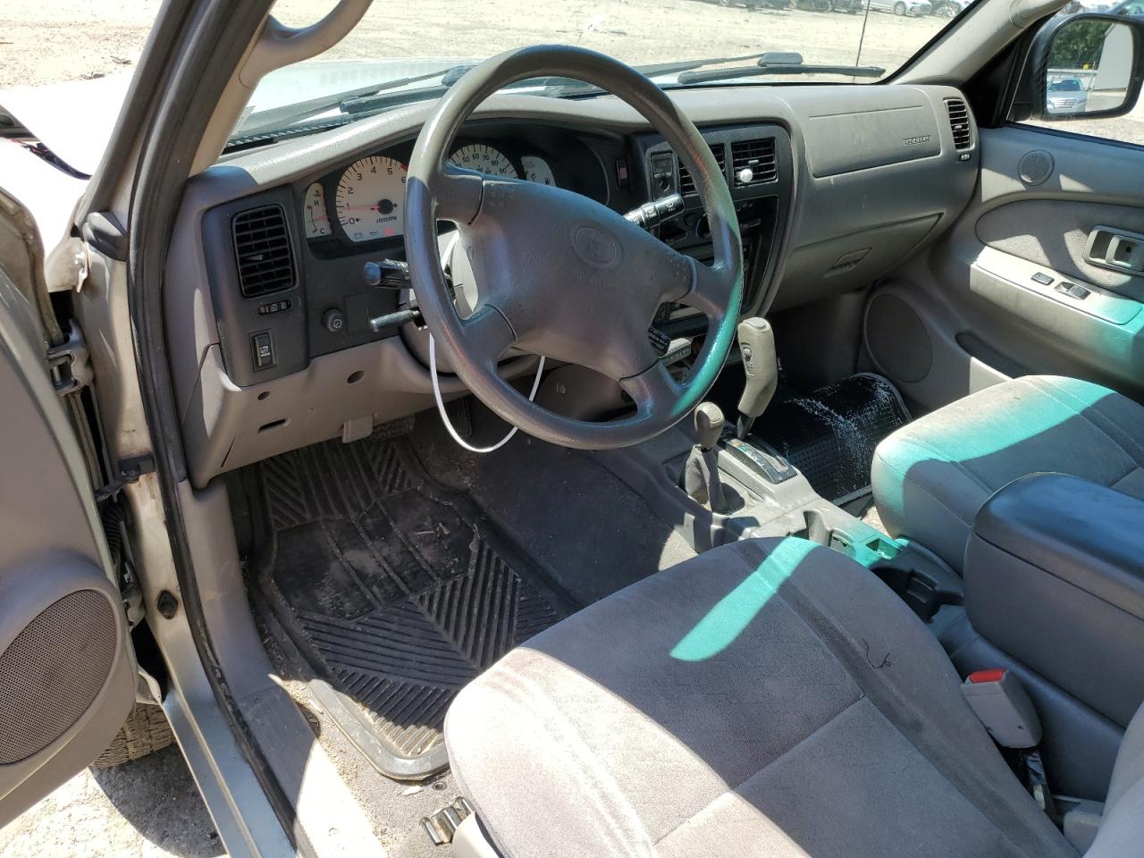 5TEWM72N43Z235179 2003 Toyota Tacoma Xtracab