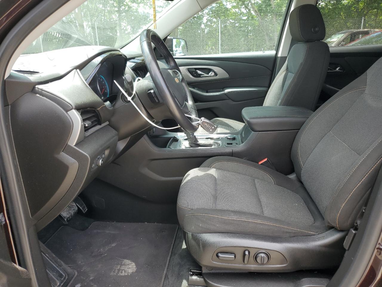 1GNERGKW1MJ107040 2021 Chevrolet Traverse Lt
