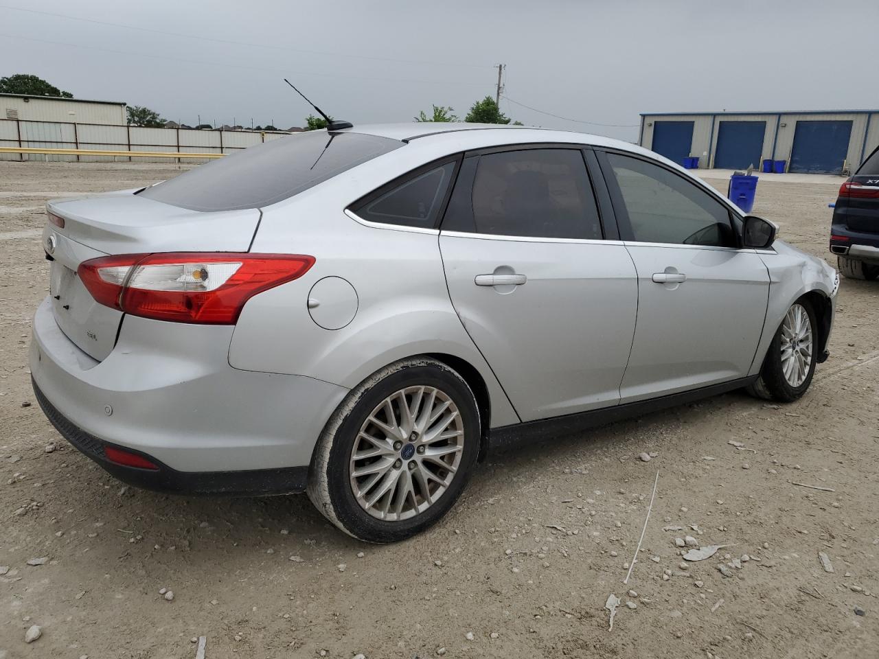 1FAHP3H24CL324941 2012 Ford Focus Sel