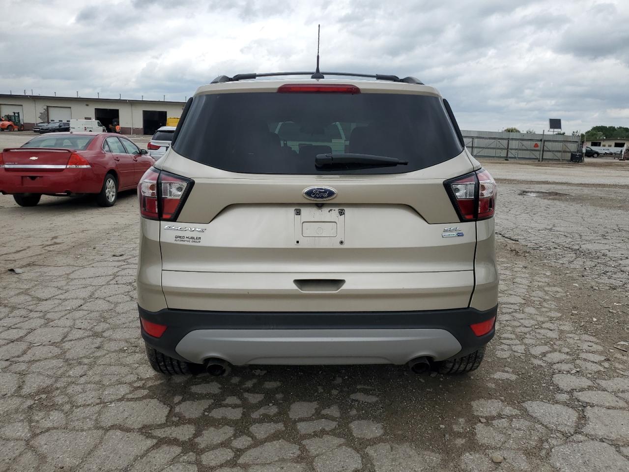 1FMCU9HD5JUA93388 2018 Ford Escape Sel