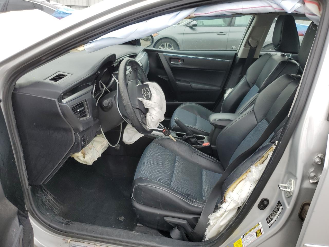 5YFBURHE2FP358958 2015 Toyota Corolla L