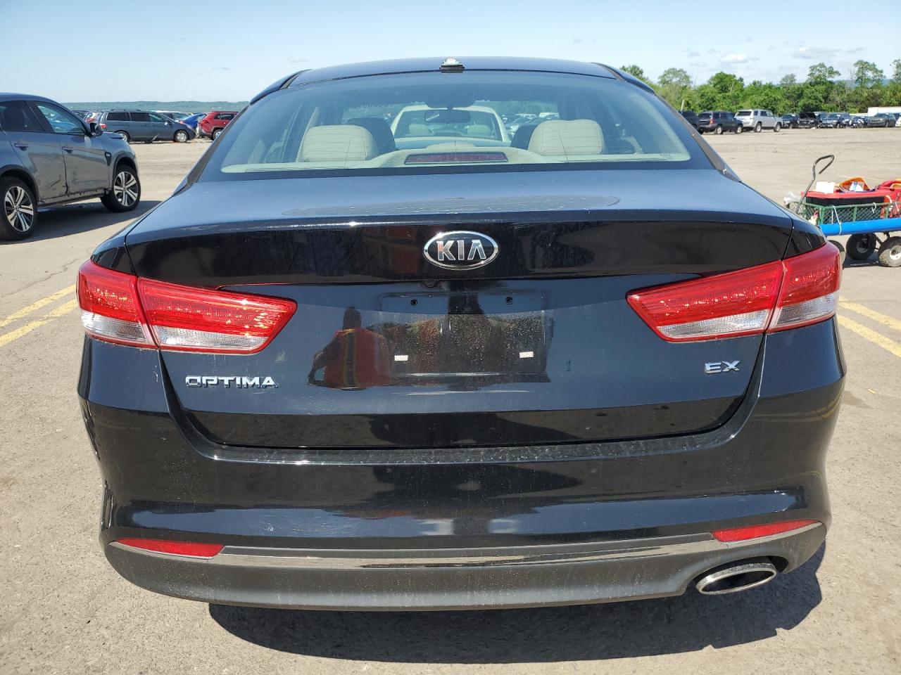 5XXGU4L31HG159670 2017 Kia Optima Ex