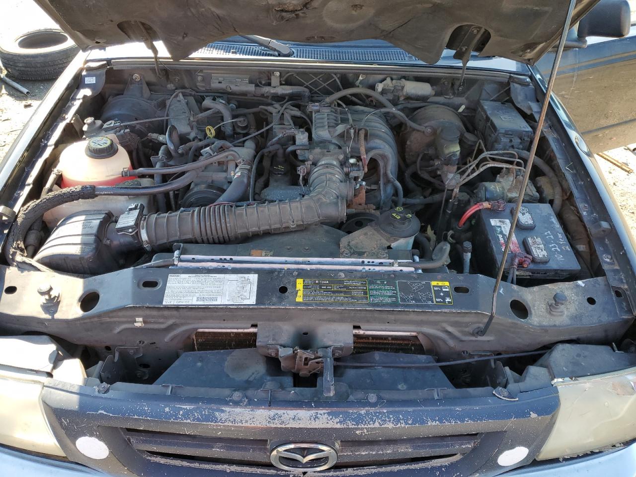 4F4YR12D73TM16488 2003 Mazda B2300