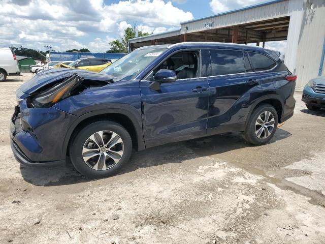 2022 Toyota Highlander Xle VIN: 5TDHZRAH2NS141772 Lot: 55950304