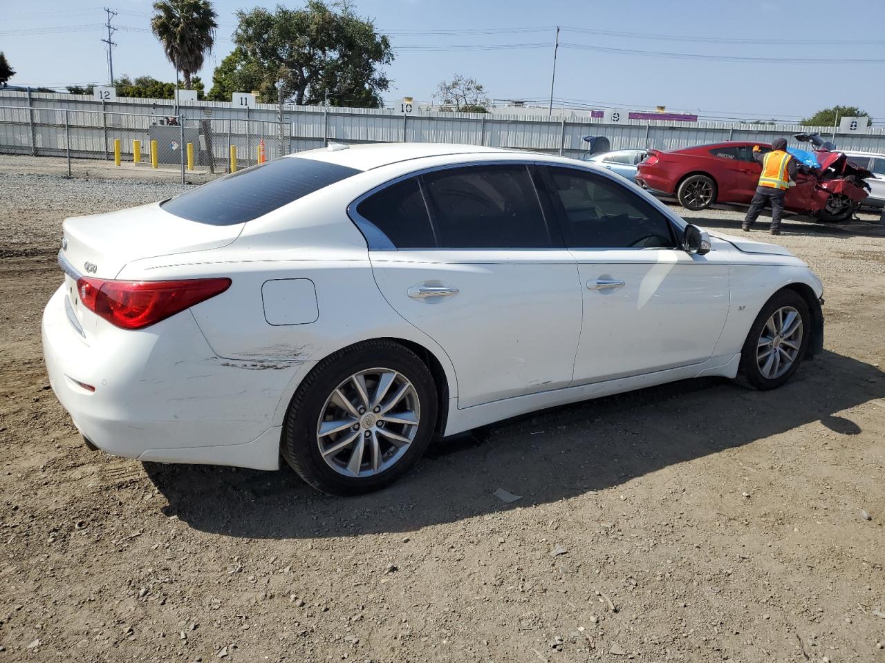 JN1BV7AR2EM685475 2014 Infiniti Q50 Base