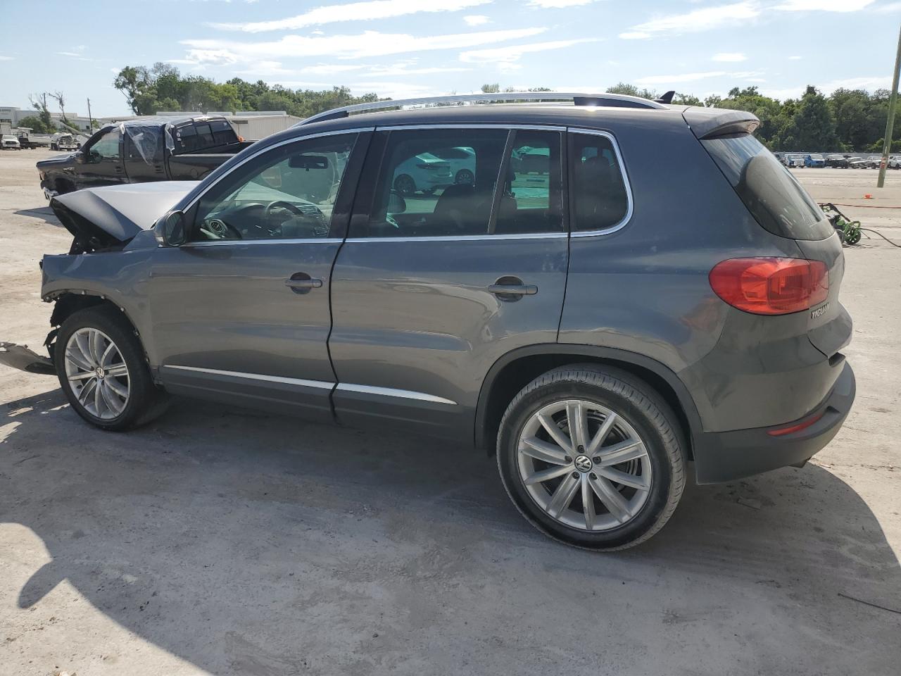 WVGAV3AX6DW616142 2013 Volkswagen Tiguan S