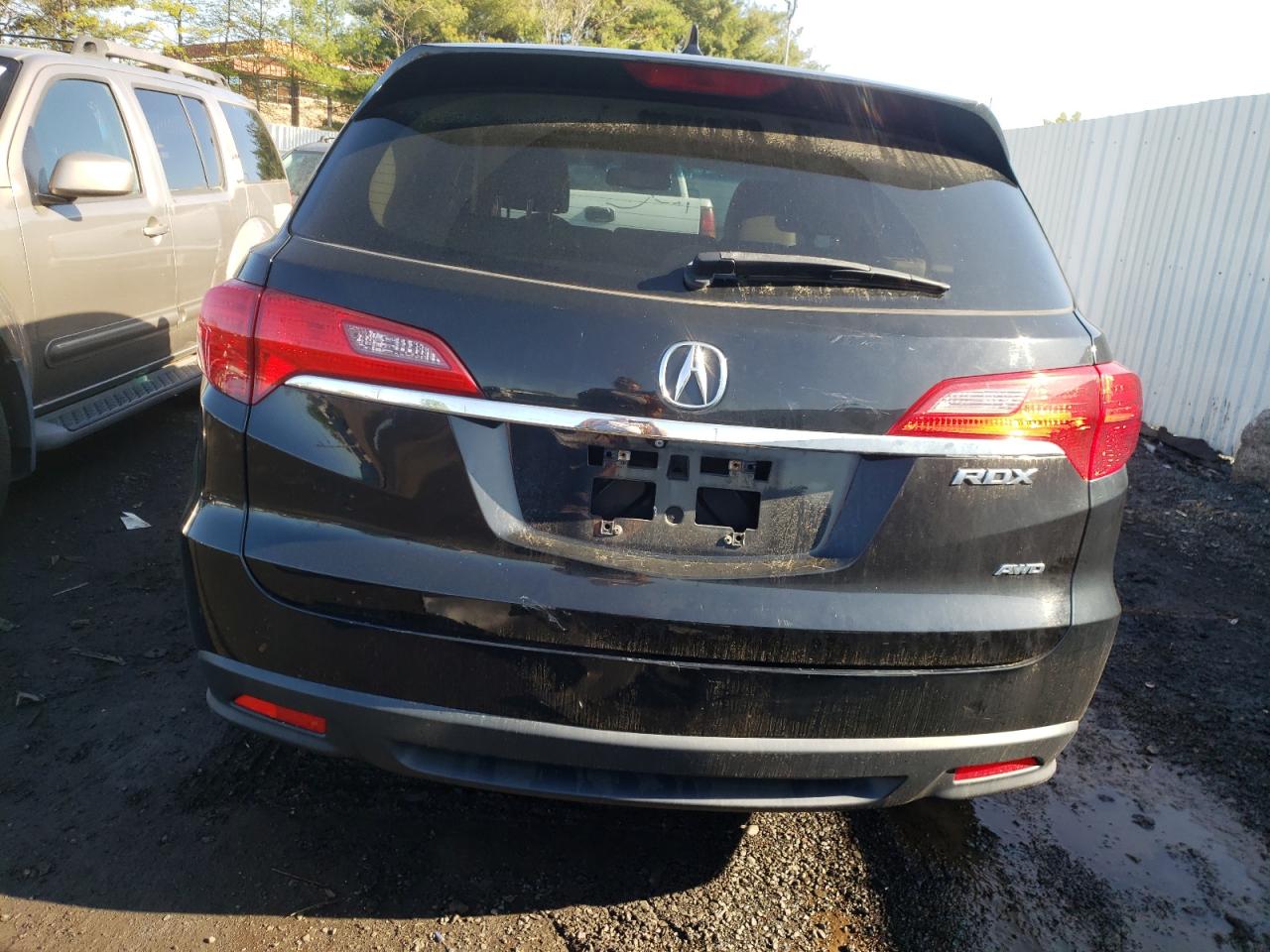 5J8TB4H32FL028288 2015 Acura Rdx