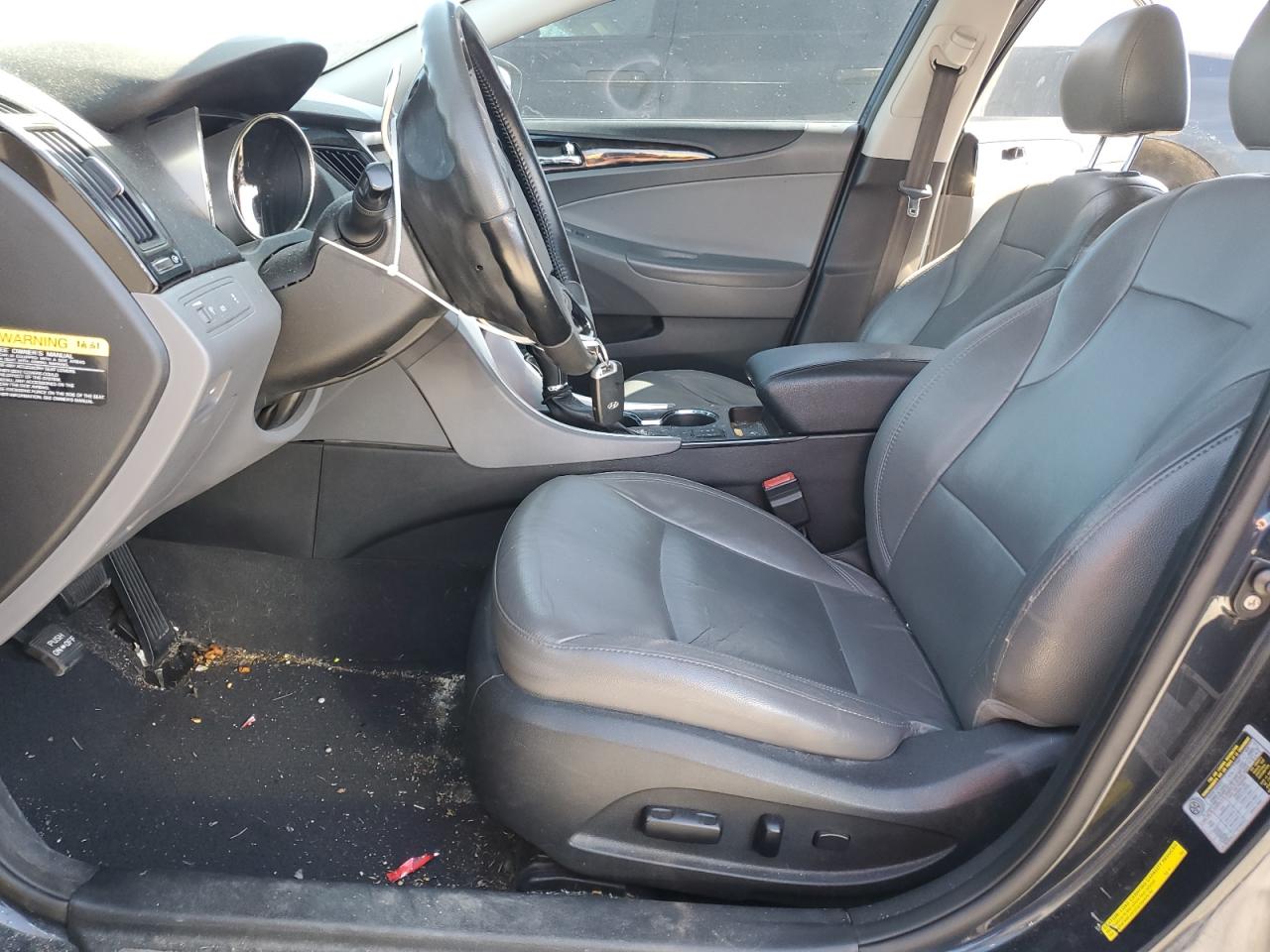 5NPEC4AB3CH341775 2012 Hyundai Sonata Se