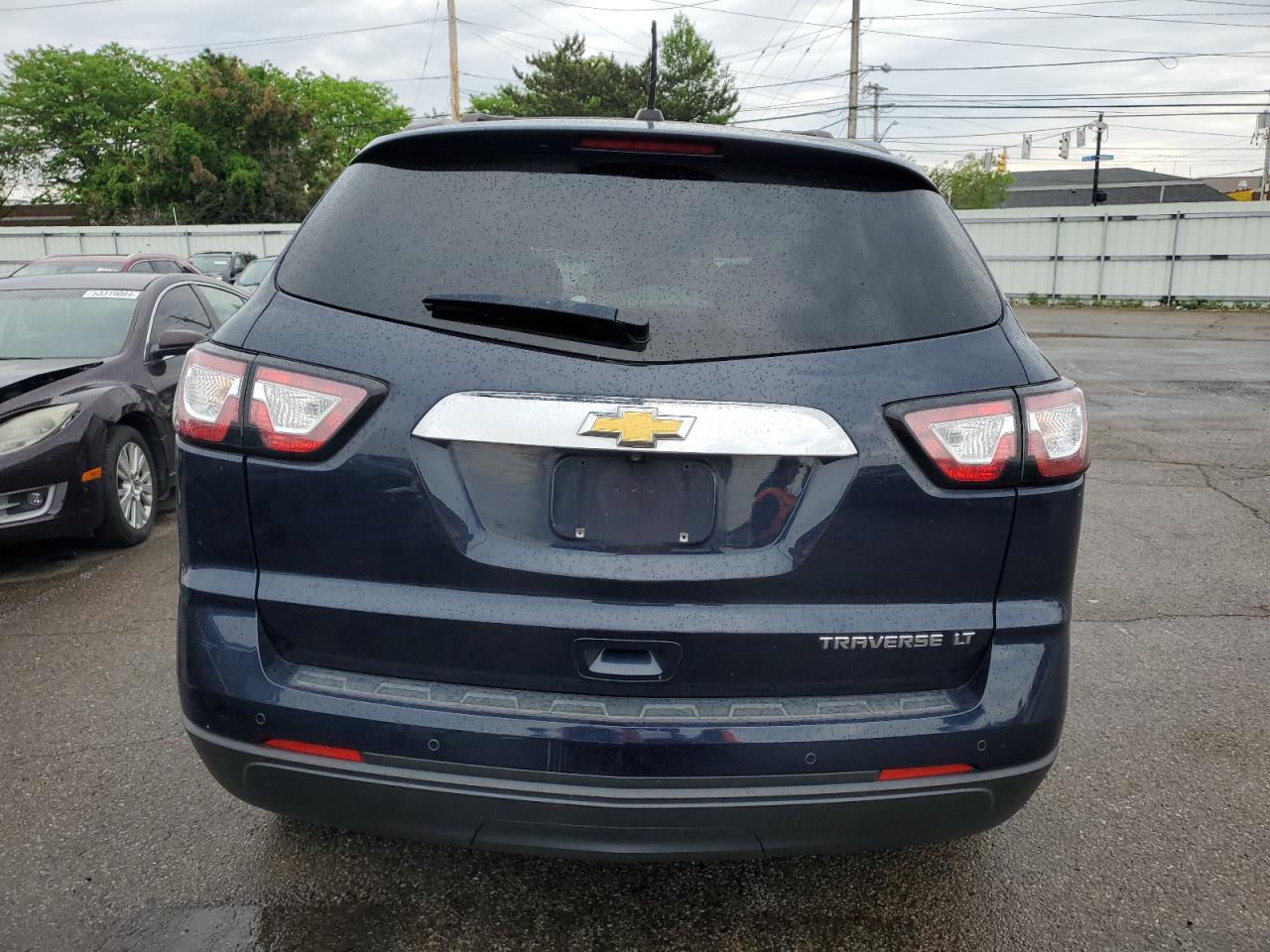 1GNKRGKD2GJ320133 2016 Chevrolet Traverse Lt