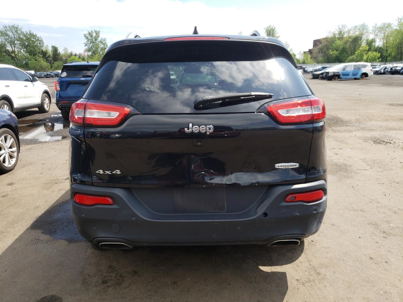 1C4PJMCS7GW253484 2016 Jeep Cherokee Latitude